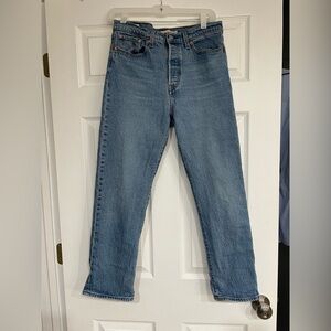 Levi’s wedgie straights